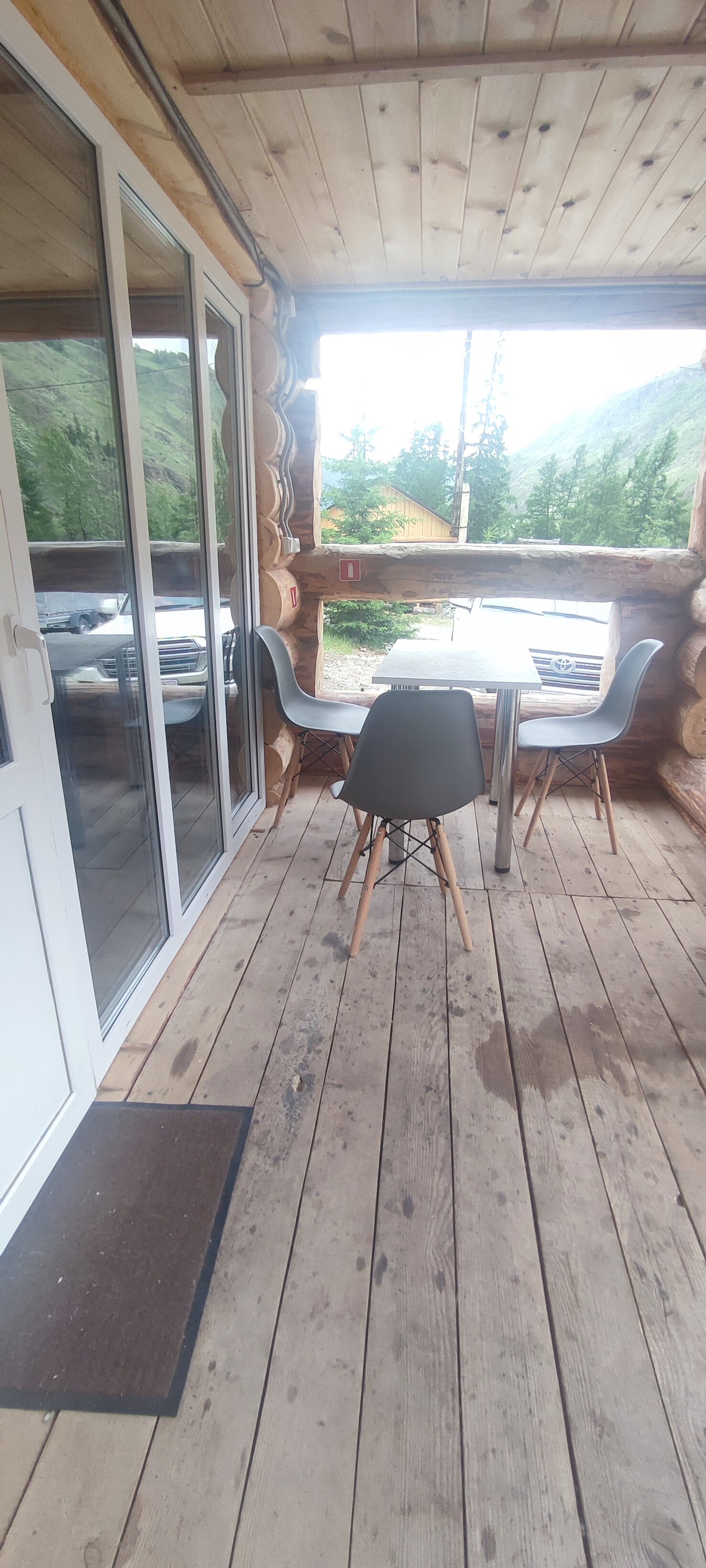 Фото Белый Шум