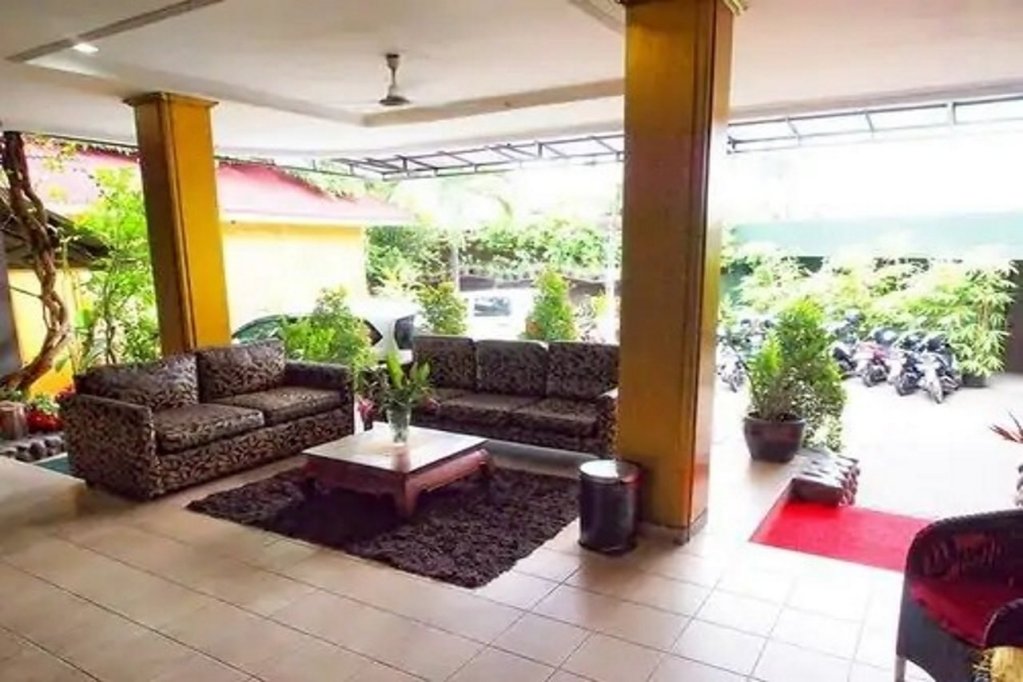 Фото Maven Buncit