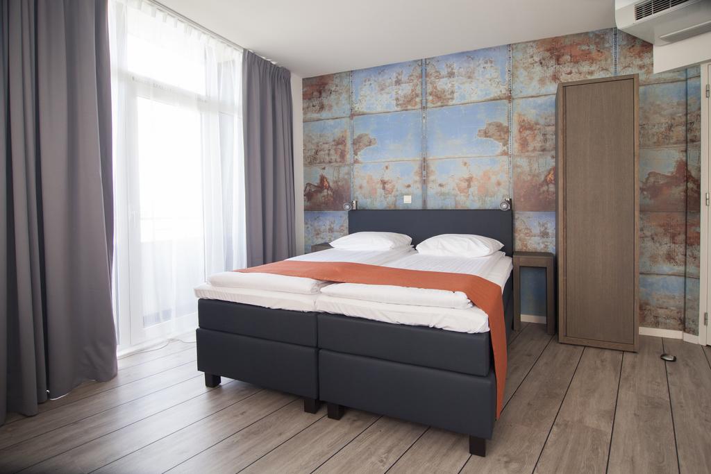 Фото Thon Hotel Rotterdam