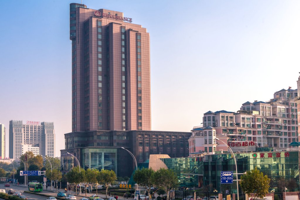 Фото Renaissance Wuhan