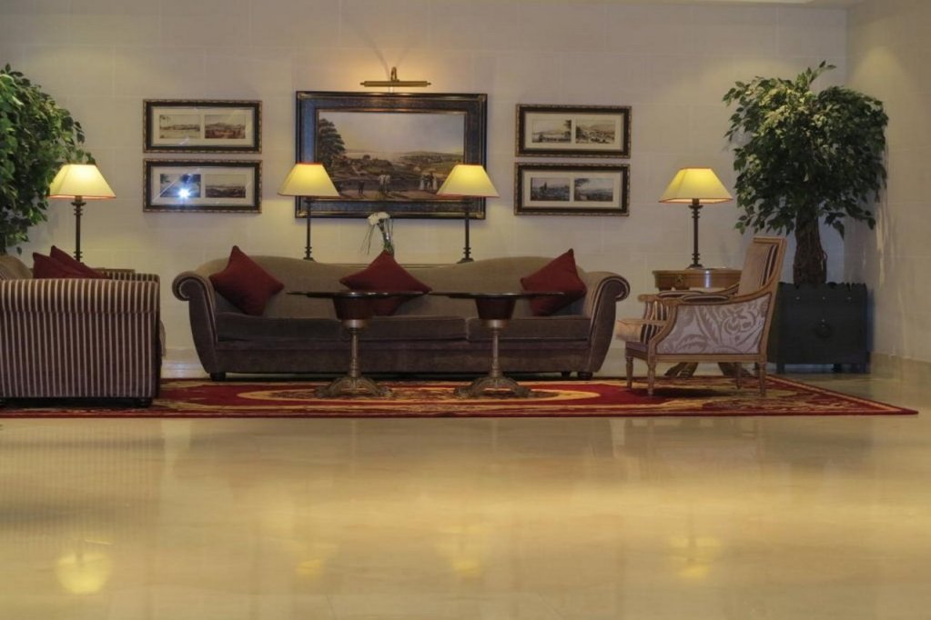 Фото Hotel Royal