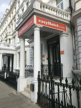 Фото EasyHotel London South Kensington