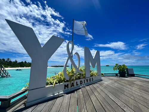 Гостиница You & Me Maldives