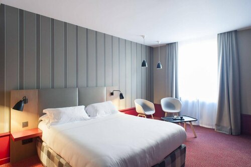 Внешний вид отеля Hotel des Artistes в Лионе, фото 3