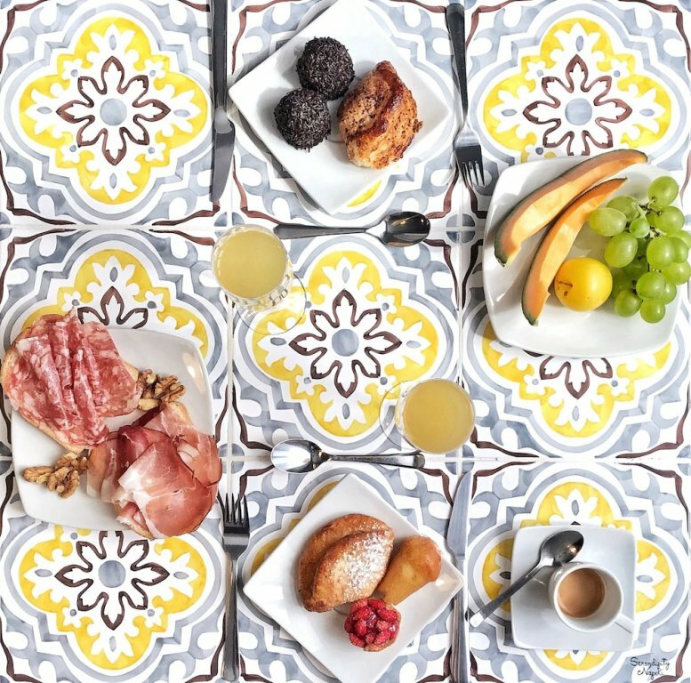 Фото Serendipity B&b