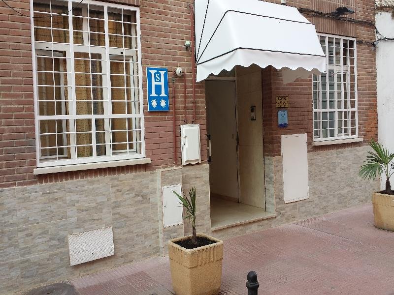 Фото Hostal Cuatro Canos