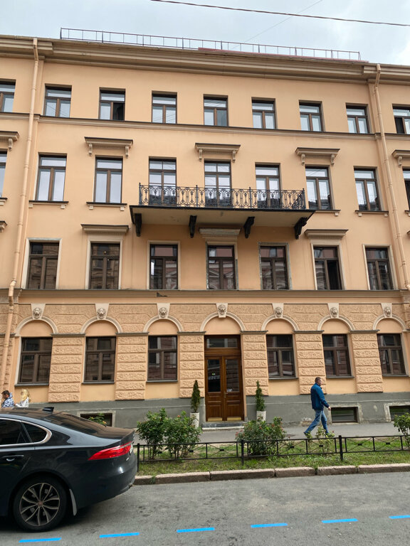 Фото Station Premier S12