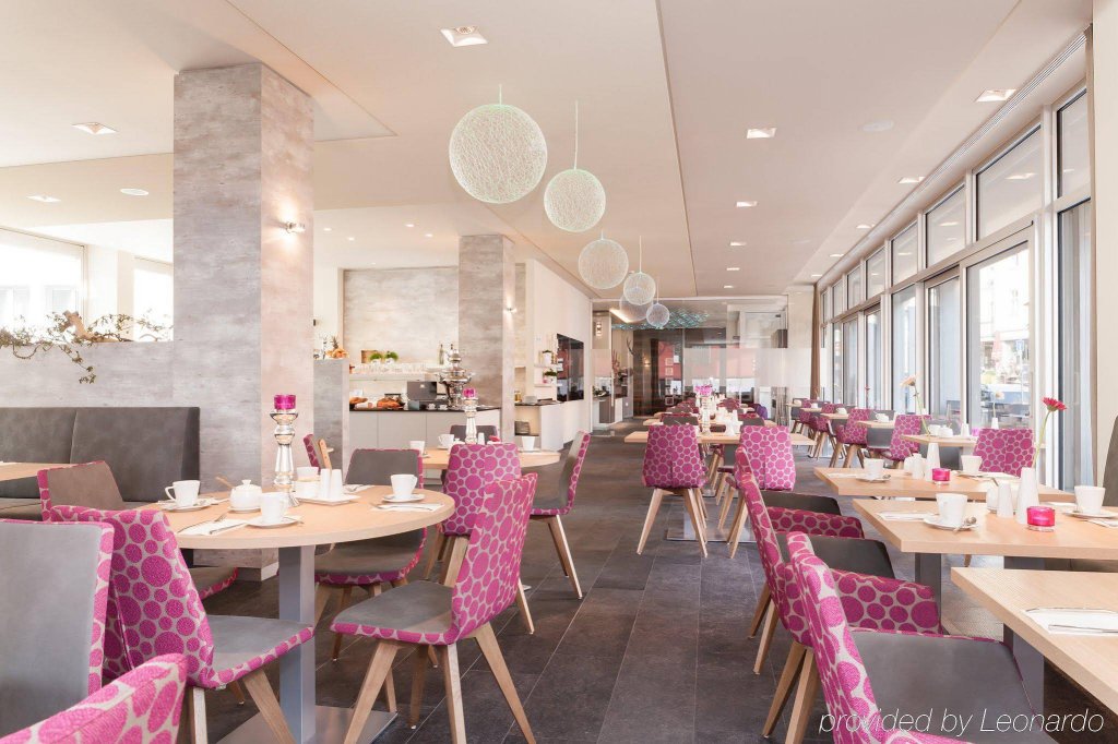 Фото Hotel Platzhirsch