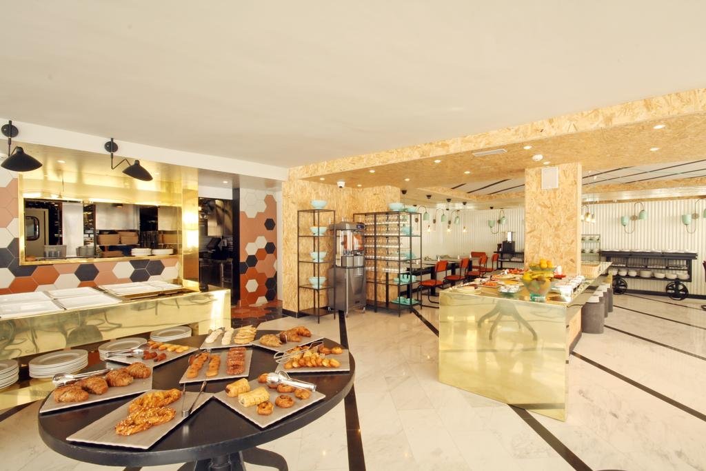 Фото Отель Gold by Marina - Adults Only