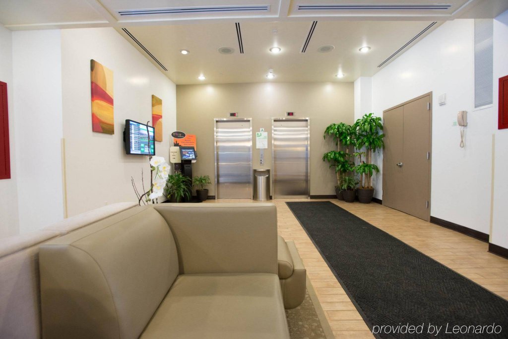 Фото Holiday Inn Nyc - Lower East Side, an Ihg Hotel