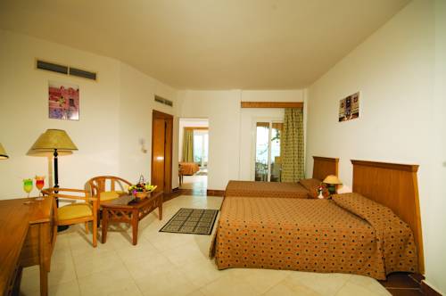 Фото Blue Reef Red Sea Resort - All Inclusive