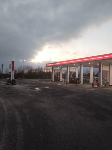 Gasolinera Lukoil, , foto