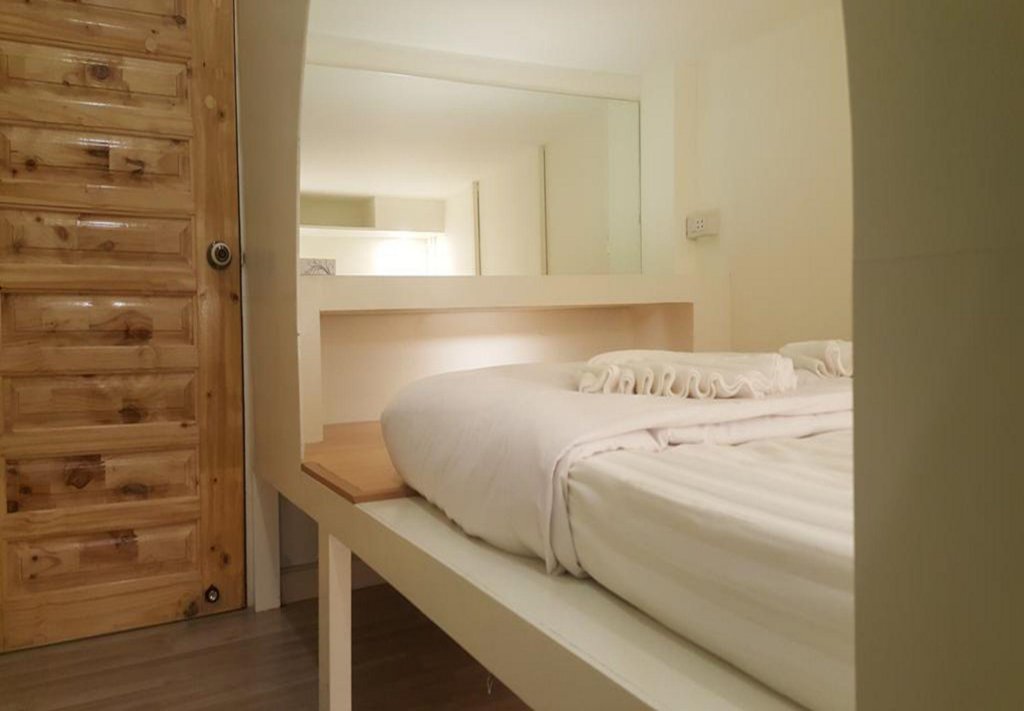 Фото Counting Sheeps At Cnx - Adults Only