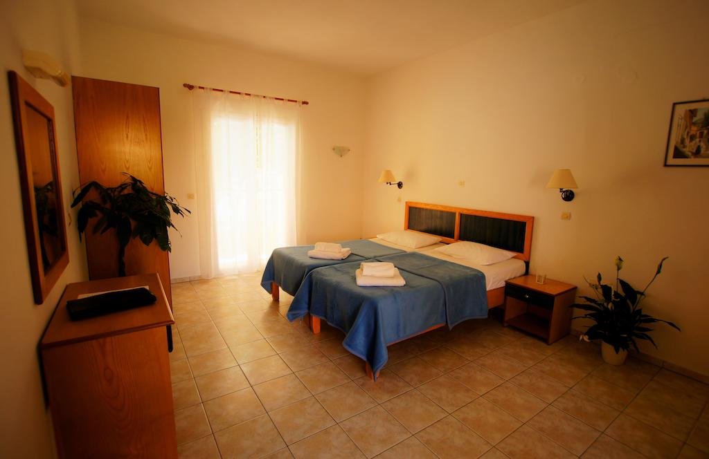 Фото Toni's Guesthouse