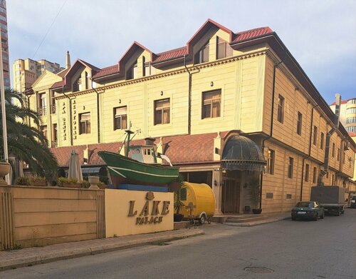 Внешний вид отеля Lake Palace Hotel & Restaurant в Баку, фото 5