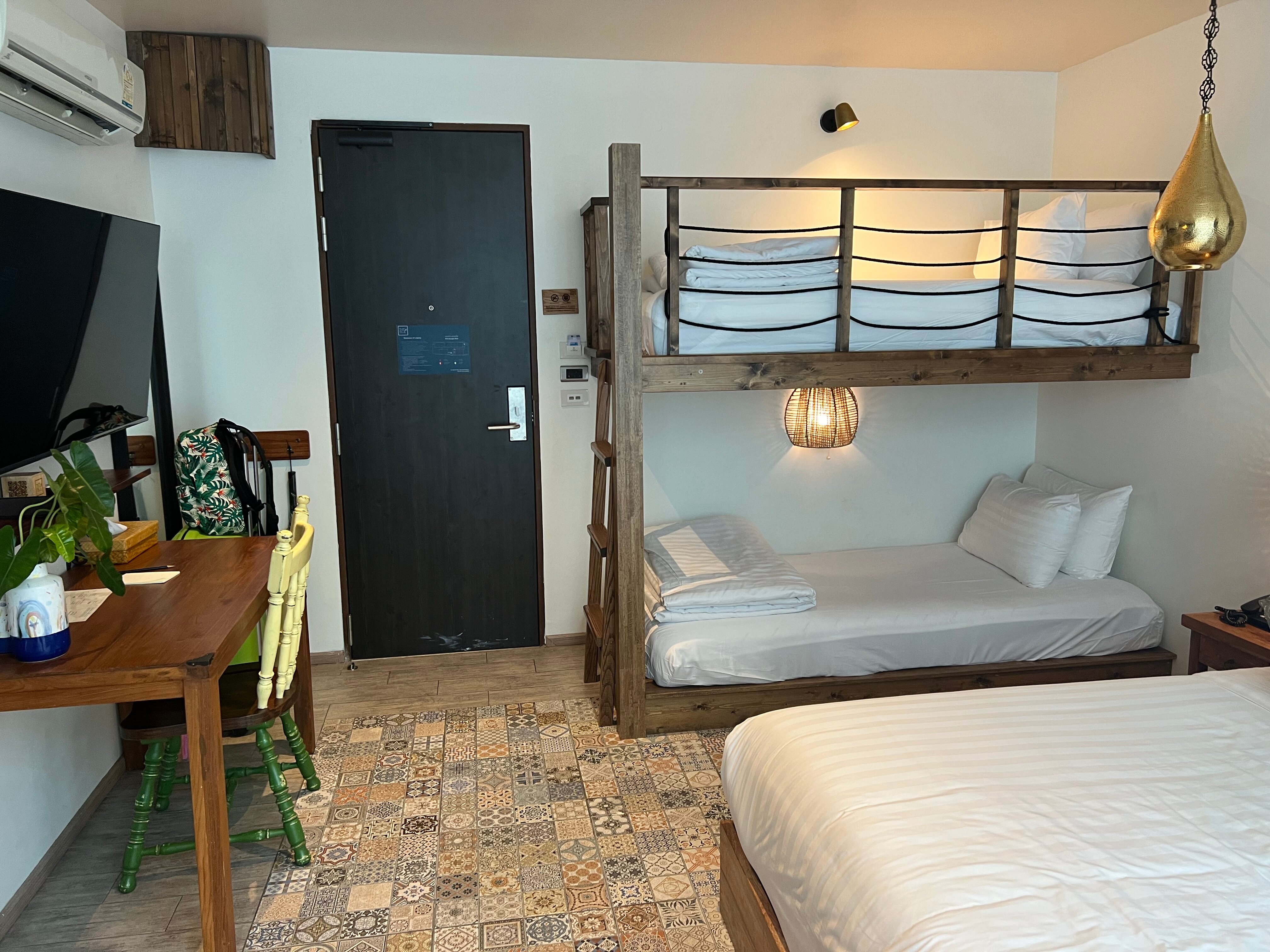 Фото Tints of Blue