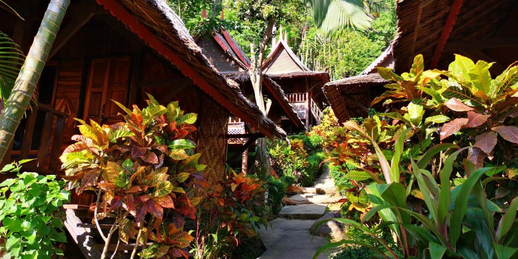 Фото Phi Phi The Beach Resort