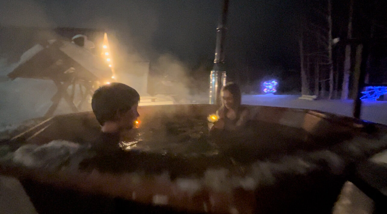 Фото Дом у пруда