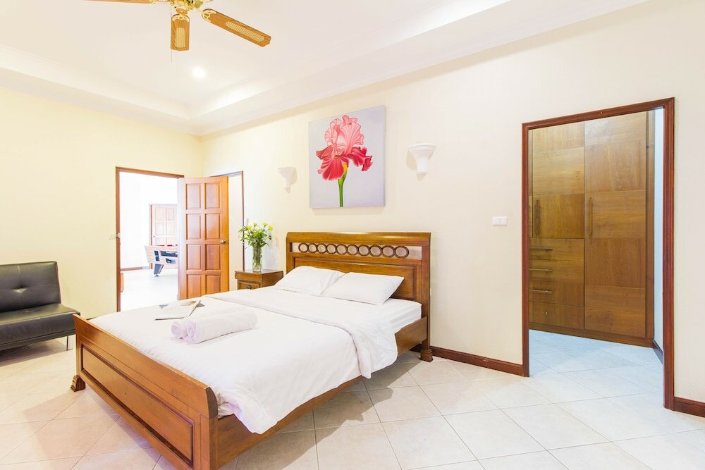 Фото Majestice Pool Villa 4 Bedrooms