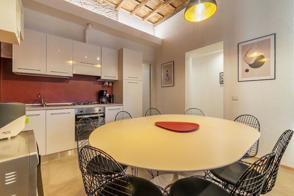 Фото Luxurious Apartment Heart of Trastevere