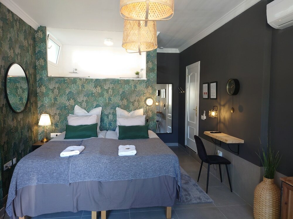 Фото Carmen Rooms