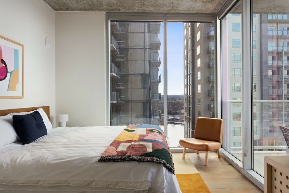 Фото City Limits by AvantStay