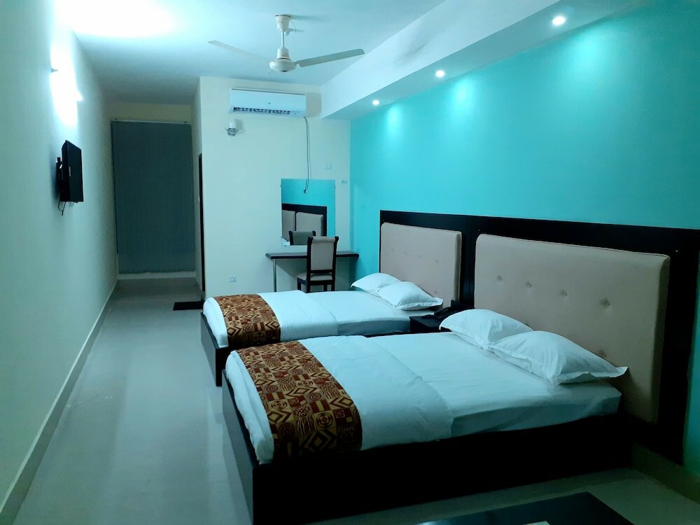 Фото Hotel Grand Surma