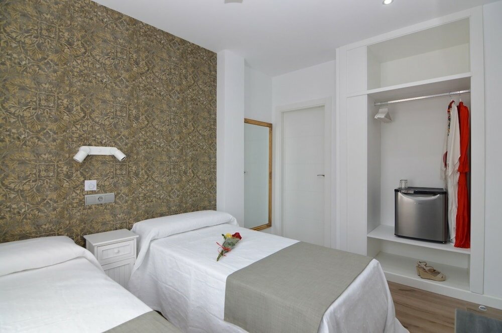 Фото Hotel Castillo Benidorm