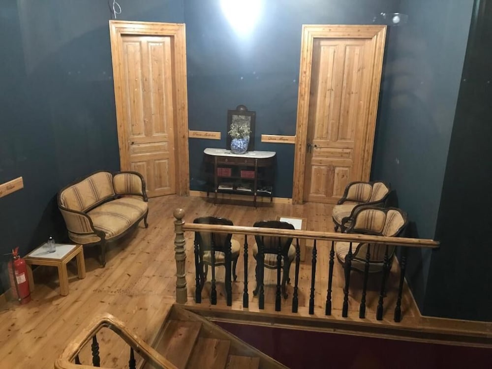 Фото Vasilikon Hotel