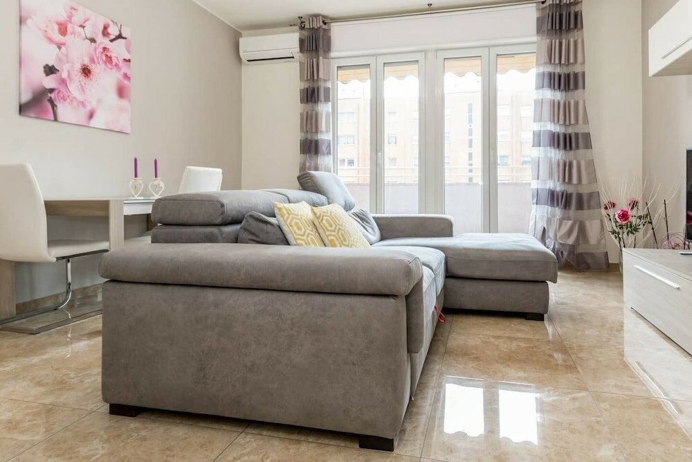 Фото Altido Milano Fiera Cozy & Elegant Apartment