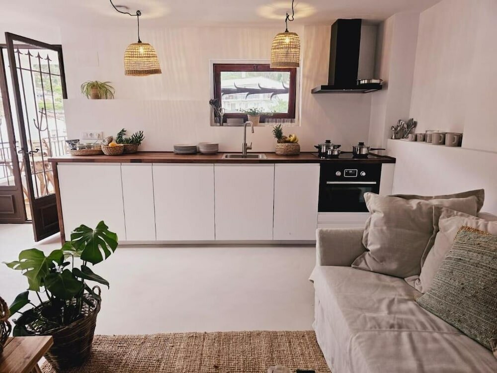 Фото Hostal Es Niu de Tamariu