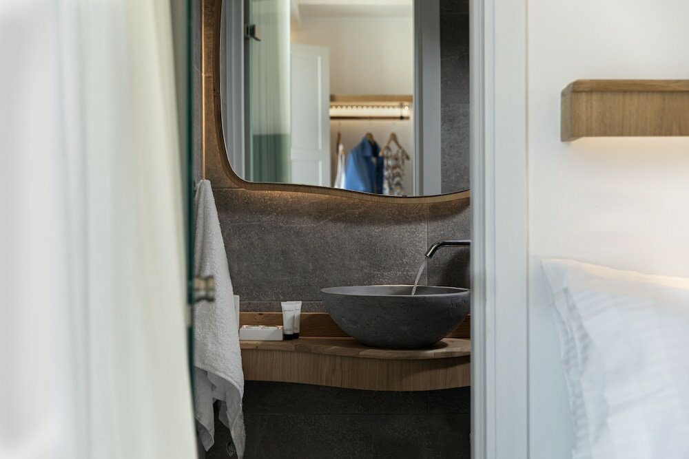 Фото Alafropetra Luxury Suites