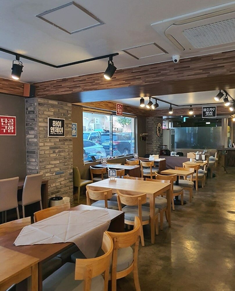 Фото Yeosu Hi and J Guest House