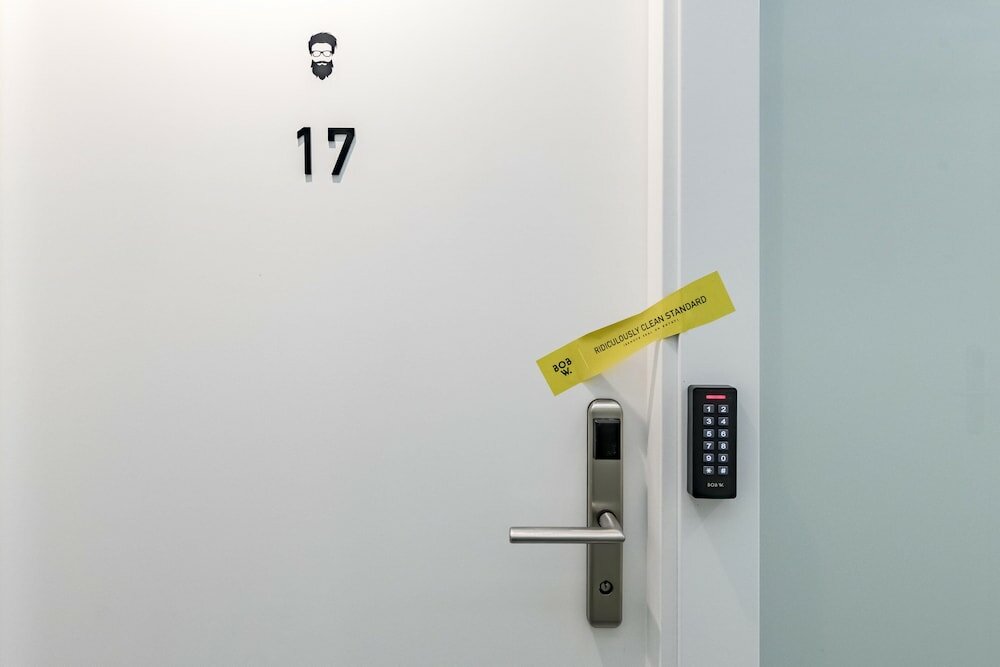 Фото Bob W Chueca