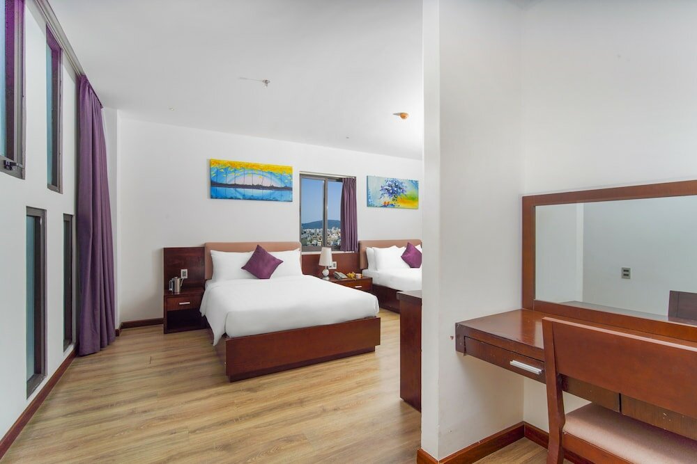 Фото Golden Sun Hotel