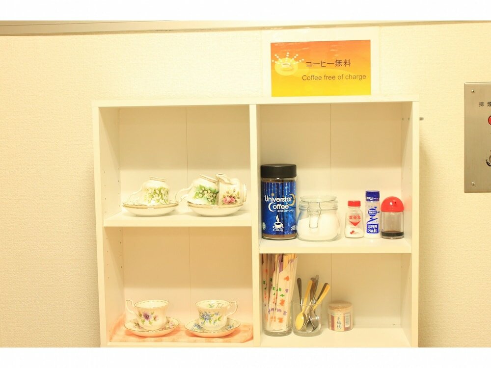 Фото T&k Hostel Kobe Sannomiya East