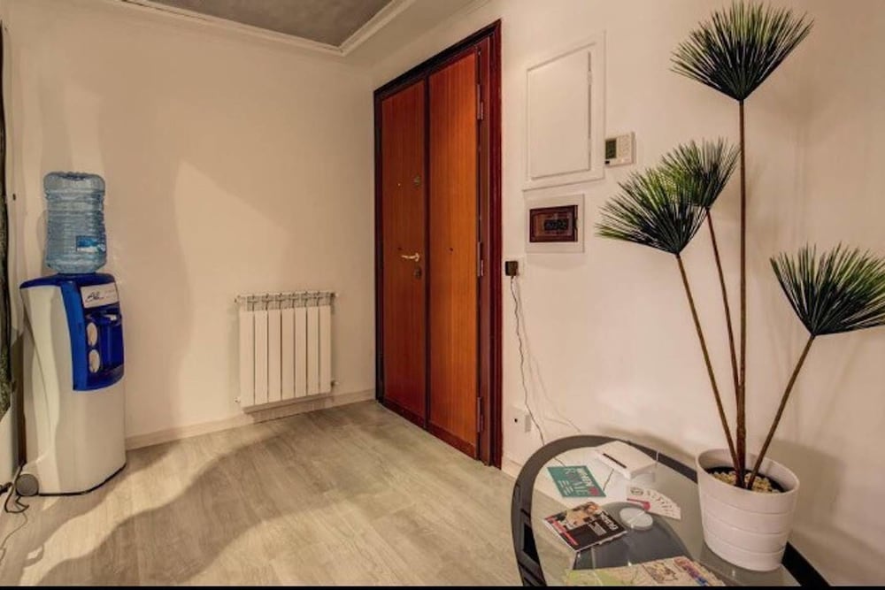 Фото Retro2 Vaticano-max 4 pax