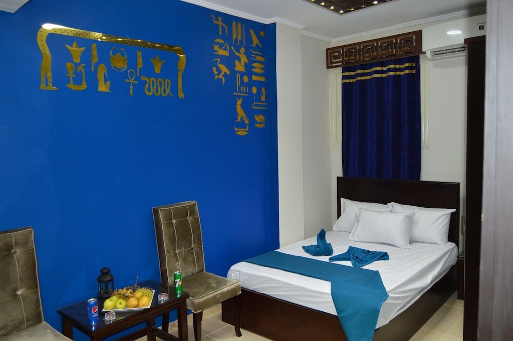 Фото Comfort Pyramids inn