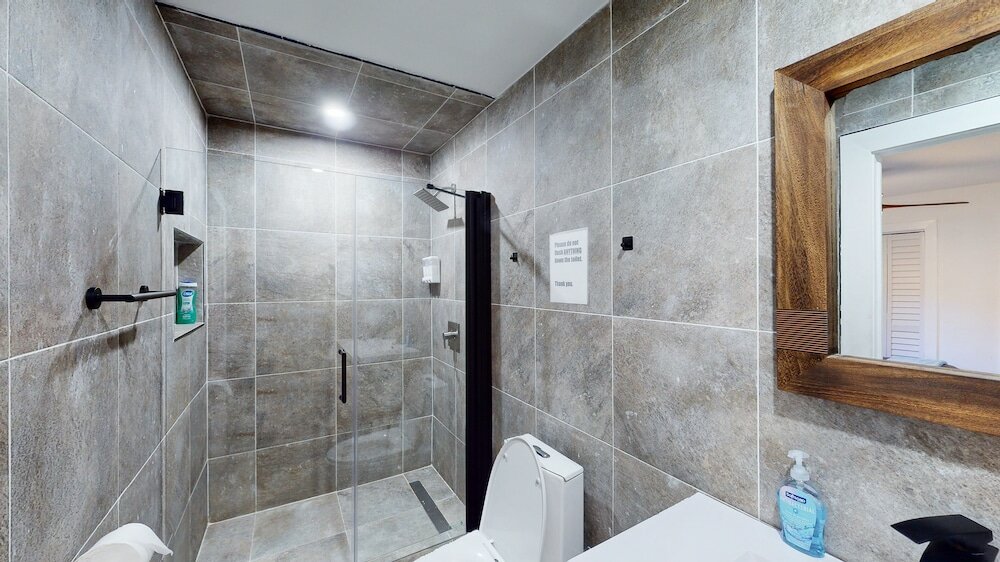 Фото Villa Camila 5br Luxury Home with Pool