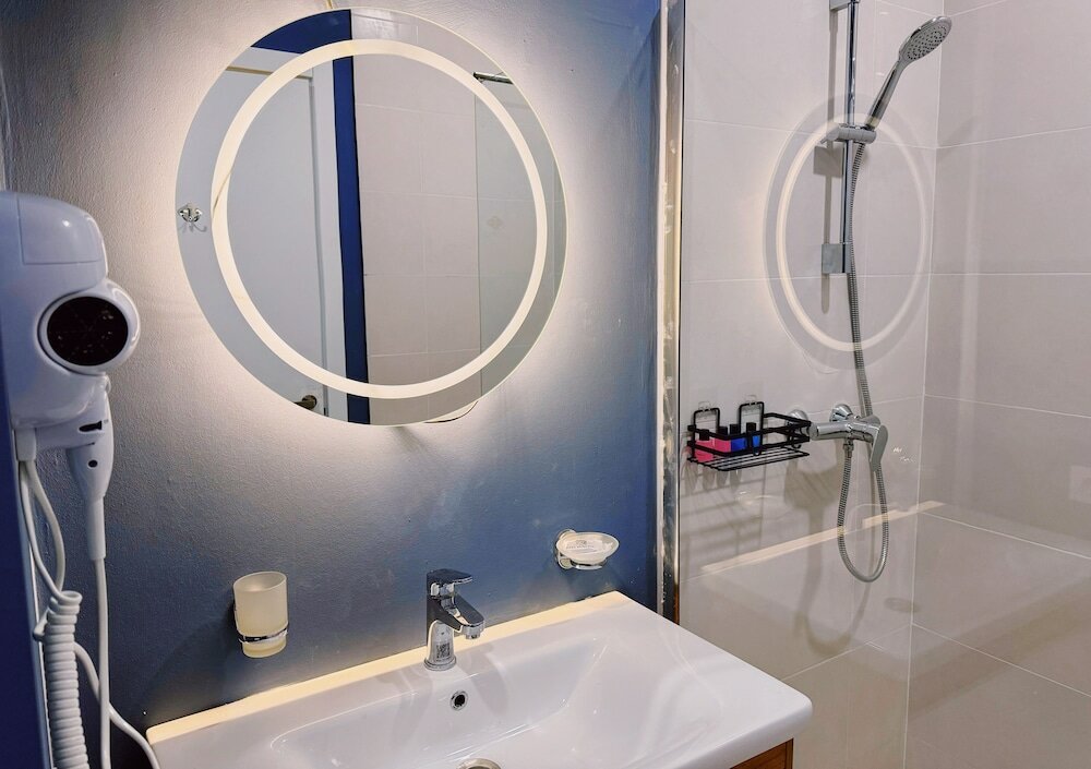 Фото Gudauri Ski Resort - Four Seasons Apartments