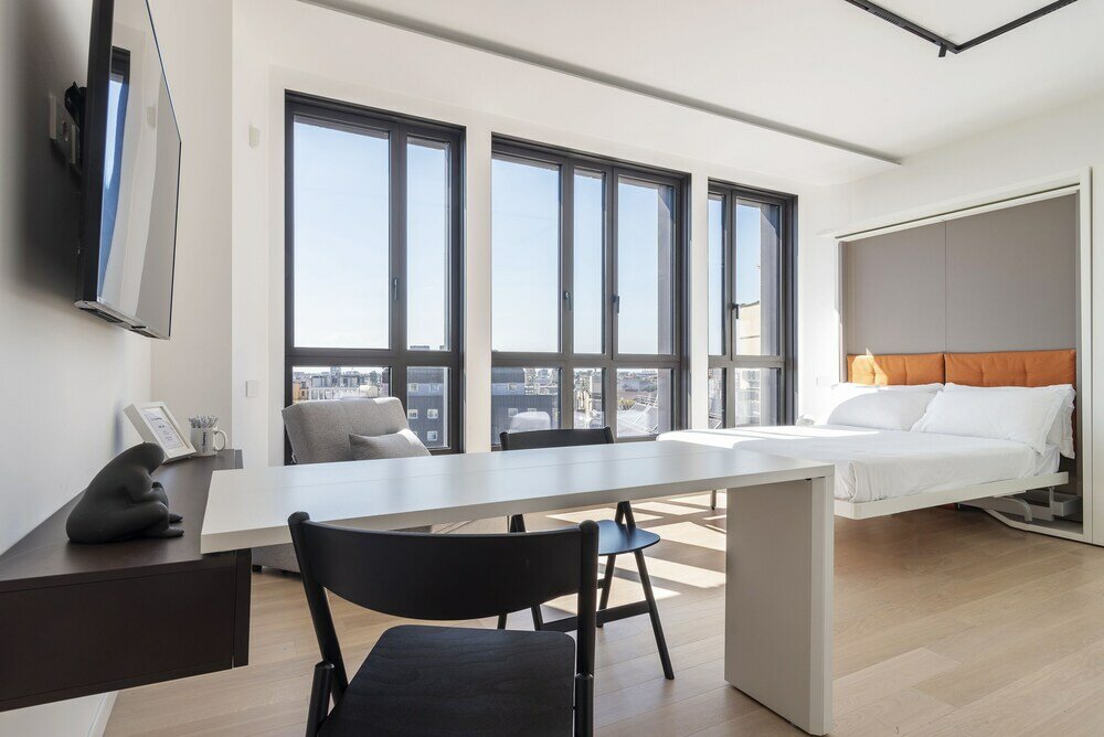 Фото Easyhomes - Central Tower