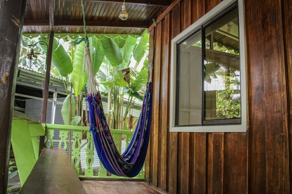 Фото Secluded Beach Hotel