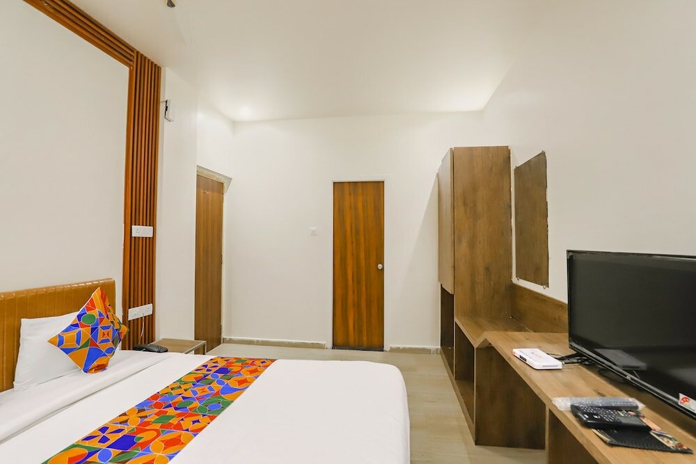 Фото Fabhotel Prime Ashoka Imperial