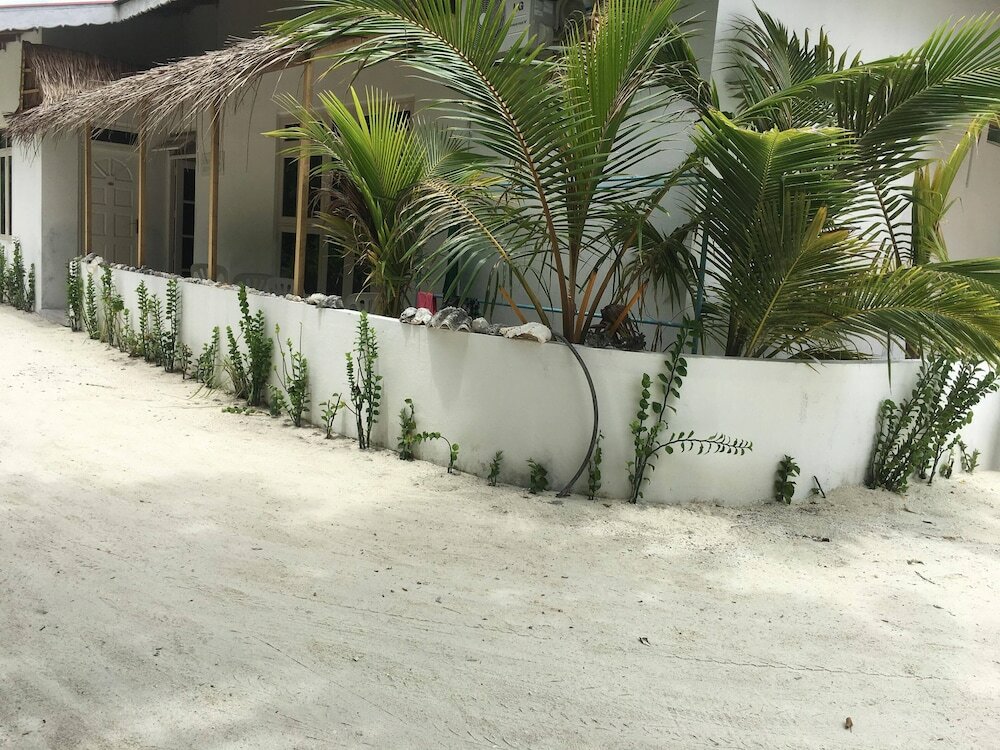 Фото Beach Heaven Maldives - Ocean Vibes Guesthouse