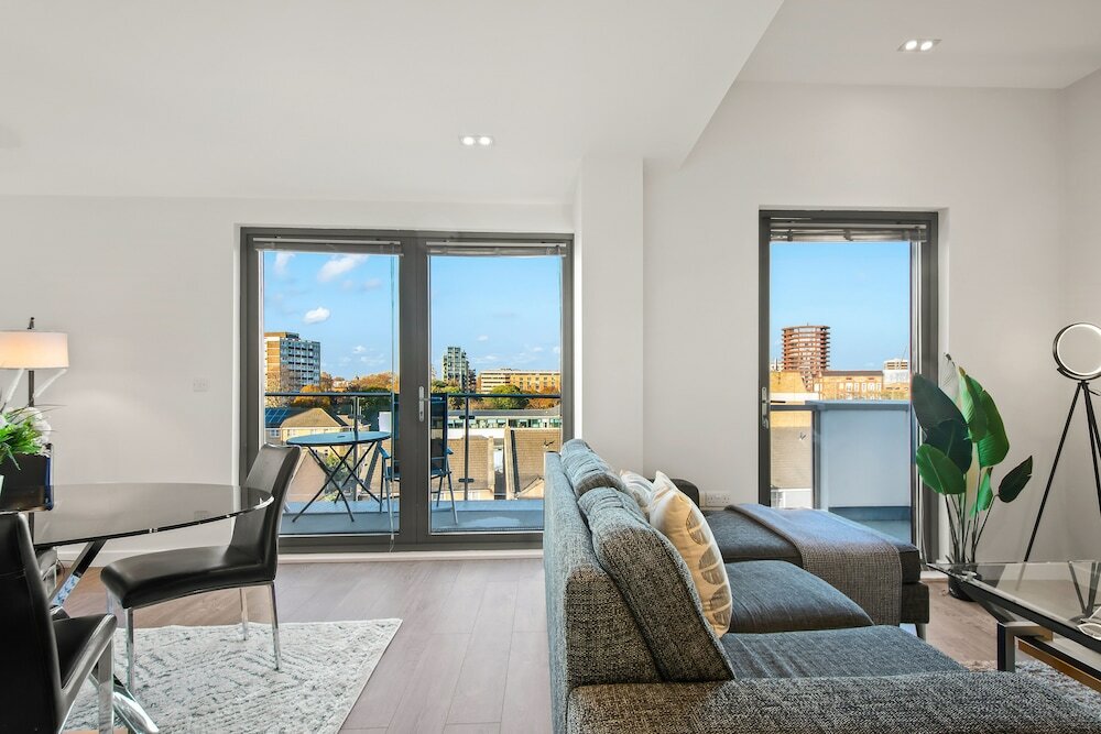 Фото Three Bedroom Apartment in Hoxton
