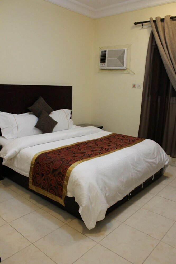 Фото Dar Al Zahib Furnished Units