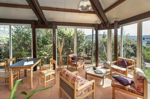 Гостиница Brit Hotel Essentiel Millau в Мийо