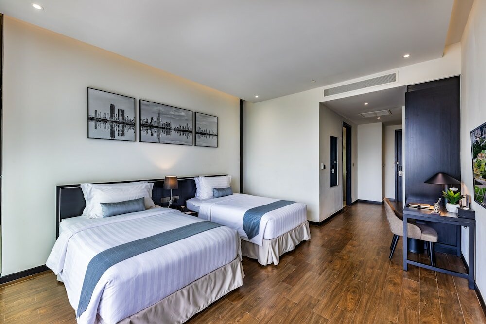 Фото Luxcity Hotel & Apartment