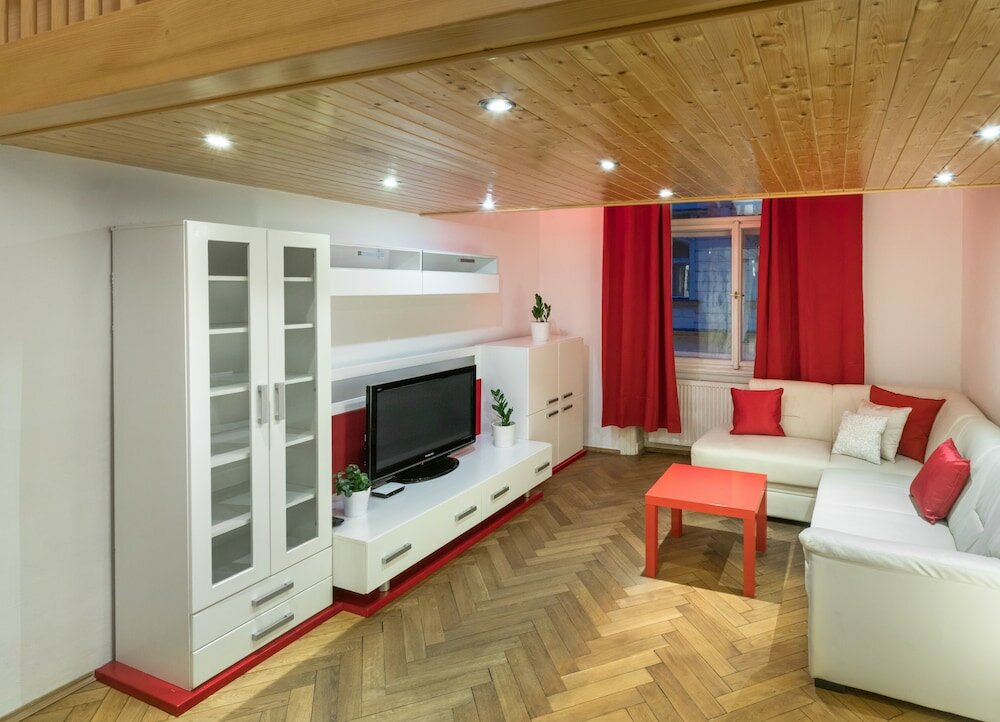 Фото Mordecai Twelve Apartments by Adrez Living