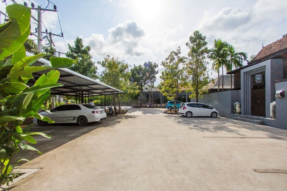 Фото Saiyuan Estate by TropicLook